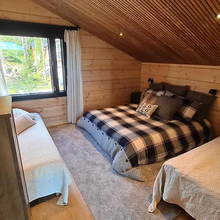 Villa Levi Frame Valkiava *